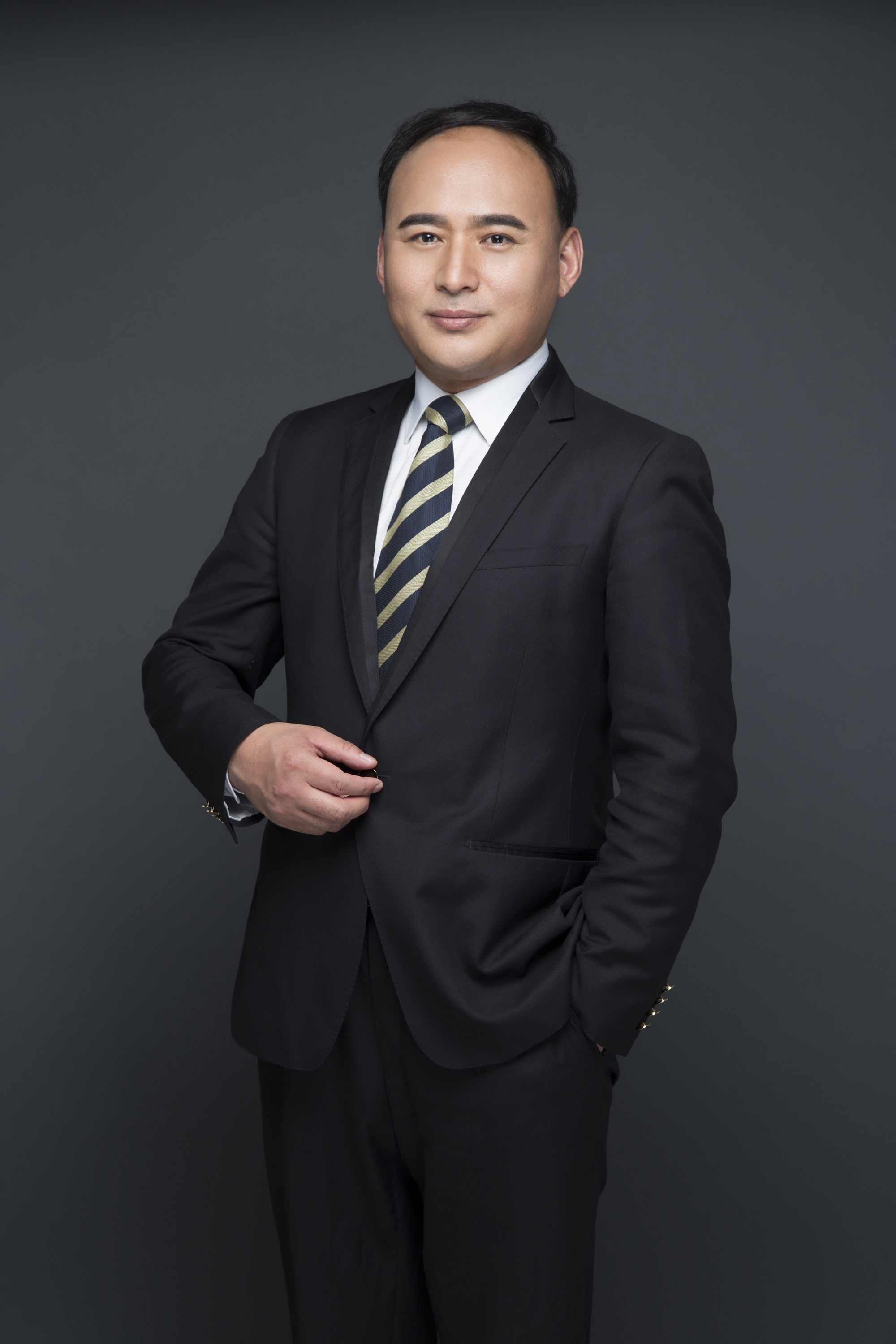 贺佳 制作统筹负责人